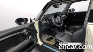 Mini Cooper DEFAULT 2020 года из Южной Кореи