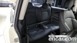 Mini Cooper DEFAULT 2020 года из Южной Кореи
