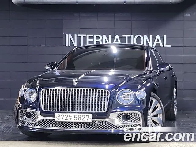 Bentley Flying Spur 4.0 2021 года из Кореи