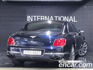 Bentley Flying Spur 4.0 2021 года из Южной Кореи