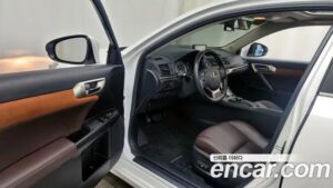 Lexus CT200h 1.8 SUPREME 2020 года из Южной Кореи