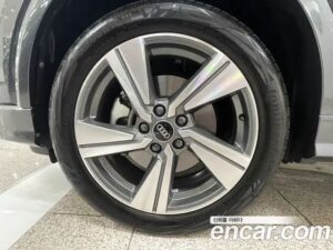 Audi Q2 35 TDI Premium 2023 года из Южной Кореи