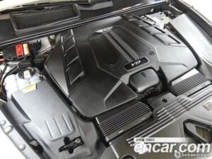 Bentley Bentayga 4.0 V8 2021 года из Южной Кореи