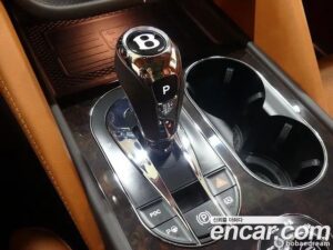 Bentley Bentayga 4.0 V8 2021 года из Южной Кореи