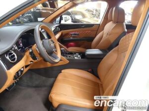Bentley Bentayga 4.0 V8 2021 года из Южной Кореи