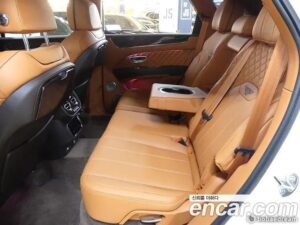 Bentley Bentayga 4.0 V8 2021 года из Южной Кореи