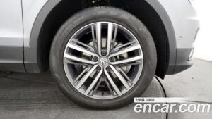 Volkswagen Tiguan 2.0 TDI Prestige 2020 года из Южной Кореи