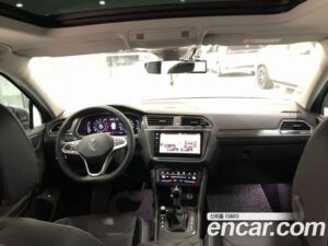 Volkswagen Tiguan 2.0 TSI Prestige 2023 года из Южной Кореи