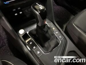 Volkswagen Tiguan 2.0 TSI Prestige 2023 года из Южной Кореи