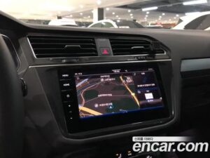 Volkswagen Tiguan 2.0 TSI Prestige 2023 года из Южной Кореи