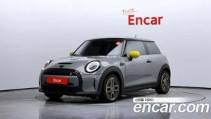 Mini Cooper SE ELECTRIC 2023 года из Южной Кореи