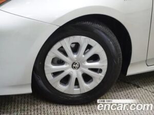 Toyota Prius 1.8 2021 года из Южной Кореи