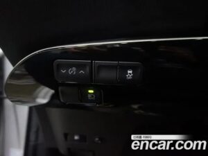 Toyota Prius 1.8 2021 года из Южной Кореи