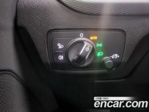 Audi Q2 35 TDI Premium 2023 года из Южной Кореи