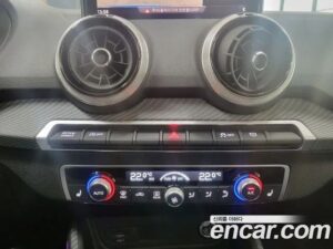 Audi Q2 35 TDI Premium 2023 года из Южной Кореи