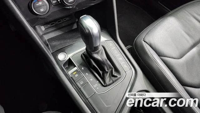 34772699_009.jpg Volkswagen Tiguan 2.0 TDI Prestige 2020 года из Южной Кореи