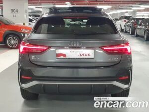 Audi Q3 35 TDI Premium Sportback 2022 года из Южной Кореи