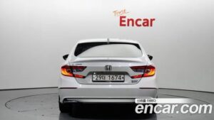 Honda Accord 2.0 HYBRID Touring 2019 года из Южной Кореи