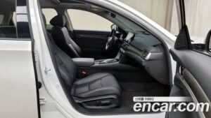Honda Accord 2.0 HYBRID Touring 2021 года из Южной Кореи