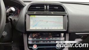 Jaguar F-PACE 20d Prestige 2020 года из Южной Кореи