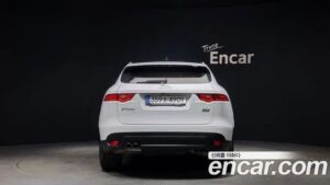 Jaguar F-PACE 20d Prestige 2020 года из Южной Кореи