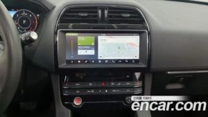 Jaguar F-PACE 20d Prestige 2020 года из Южной Кореи