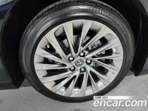 Lexus ES Executive 2022 года из Южной Кореи