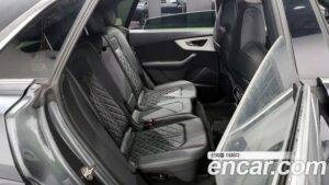 Audi Q8 50 TDI 4WD Premium 2021 года из Южной Кореи