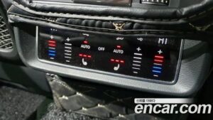 Audi Q8 50 TDI 4WD Premium 2021 года из Южной Кореи