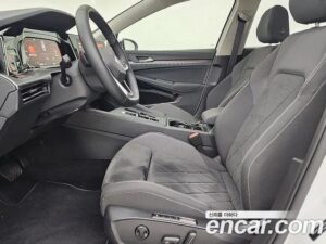 Volkswagen Golf 2.0 TDI Prestige 2022 года из Южной Кореи