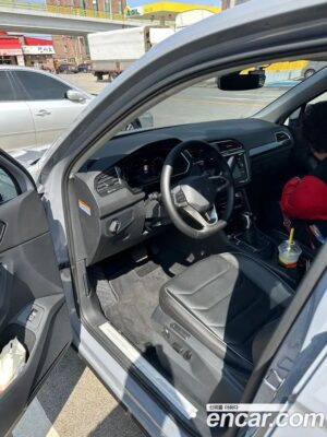 Volkswagen Tiguan 2.0 TDI Premium 2021 года из Южной Кореи
