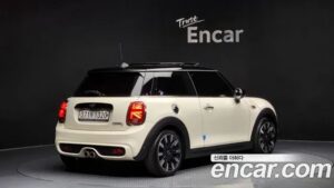 Mini Cooper HIGH 2020 года из Южной Кореи