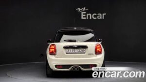 Mini Cooper HIGH 2020 года из Южной Кореи