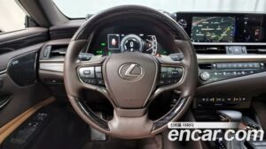 Lexus ES Executive 2021 года из Южной Кореи
