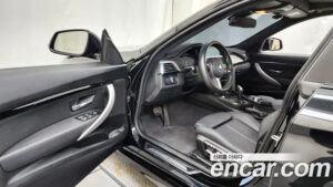 BMW Gran Turismo GT 320d xDrive M Sport Premium 2021 года из Южной Кореи