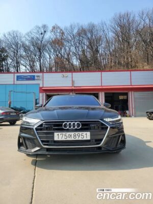Audi A7 50 TDI 4WD Premium 2021 года из Южной Кореи