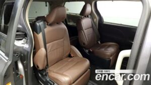 Toyota Sienna 3.5 AWD 2020 года из Южной Кореи