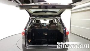 Toyota Sienna 3.5 AWD 2020 года из Южной Кореи