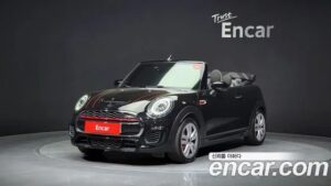 Mini Cooper Convertible JCW 2020 года из Южной Кореи