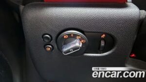 Mini Cooper Convertible JCW 2020 года из Южной Кореи