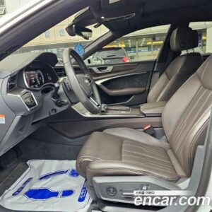 Audi A7 55 TFSI 4WD Premium 2020 года из Южной Кореи