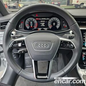 Audi A7 55 TFSI 4WD Premium 2020 года из Южной Кореи