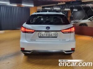 Lexus RX Executive 2021 года из Южной Кореи