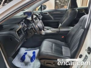 Lexus RX Executive 2021 года из Южной Кореи