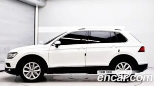 Volkswagen Tiguan 2.0 TDI Premium 2020 года из Южной Кореи