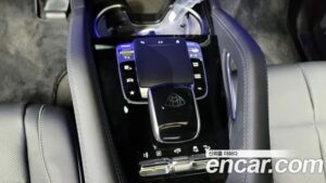 Mercedes-Benz GLS-Class Maybach GLS600 4MATIC 2022 года из Южной Кореи