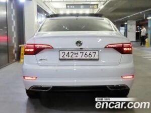 Volkswagen Jetta 1.4 TSI Prestige 2020 года из Южной Кореи