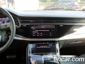 Audi Q8 45 TDI 4WD Premium 2020 года из Южной Кореи