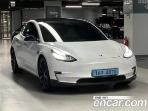 Tesla Model 3 Performance 2020 года из Южной Кореи