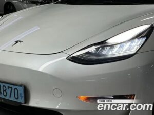 Tesla Model 3 Performance 2020 года из Южной Кореи